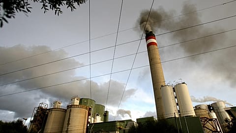 Brussels delays decision on making natural gas and nuclear energy a green investment