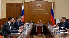 Saxony's minister-president made the announcement on Twitter after talks with Russian officials