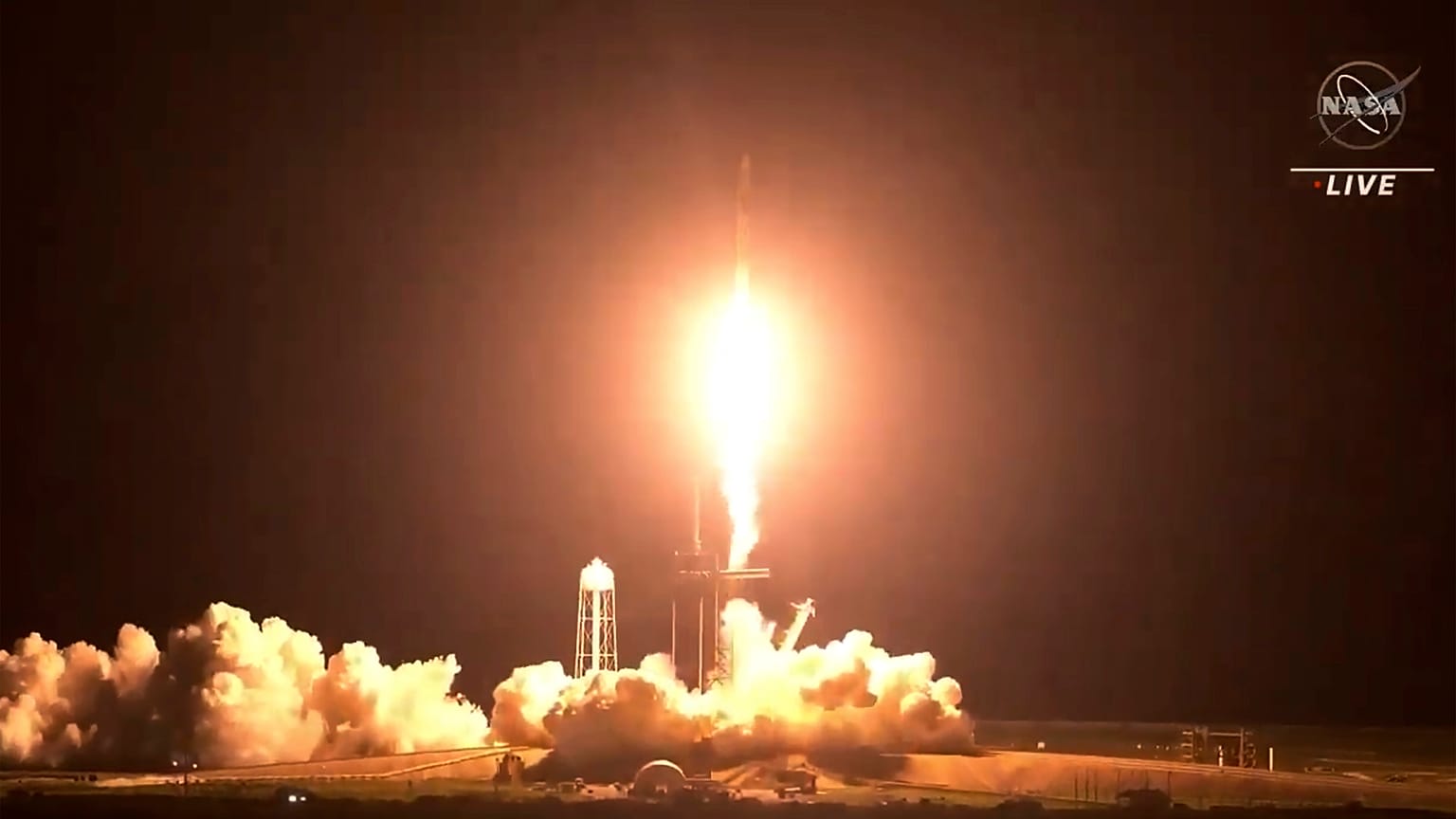 Crew Dragon-2 успешно стартовал c космодрома на мысе Канаверал во Флориде - NASA