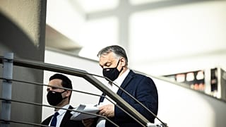 Orbán Viktor magyar miniszterelnök rádióbeszéde előtt