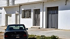منزل عائلة التونسي جمال غورشين الذي طعن موظفة بالشرطة الفرنسية في مكان عملها جنوب غرب العاصمة الفرنسية باريسو في تونس