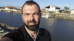 التونسي جمال قورشين الذي قتل ضابطة شرطة في فرنسا في هجوم بالسكين.