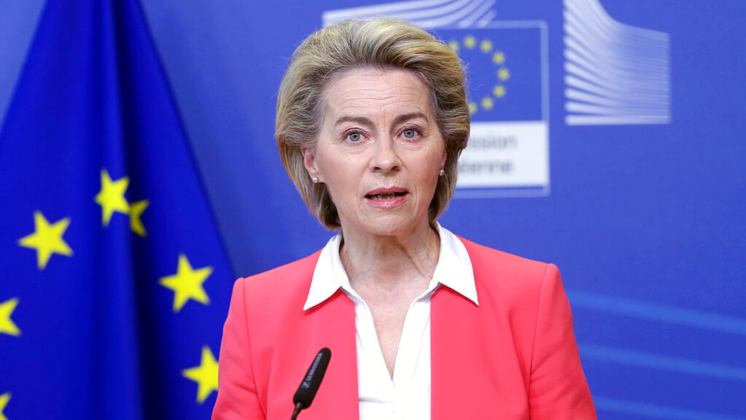 Ursula von der Leyen suggested a change in travel policy in the EU would come soon