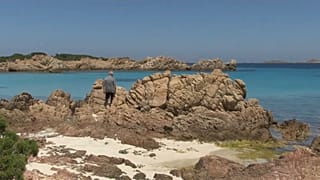 Mauro Morandi tendrá que irse de su isla después de 32 años de soledad