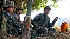 Myanmar'ın doğusunda Taylan sınırı üzerinde yaşayan Karen gerillaları.