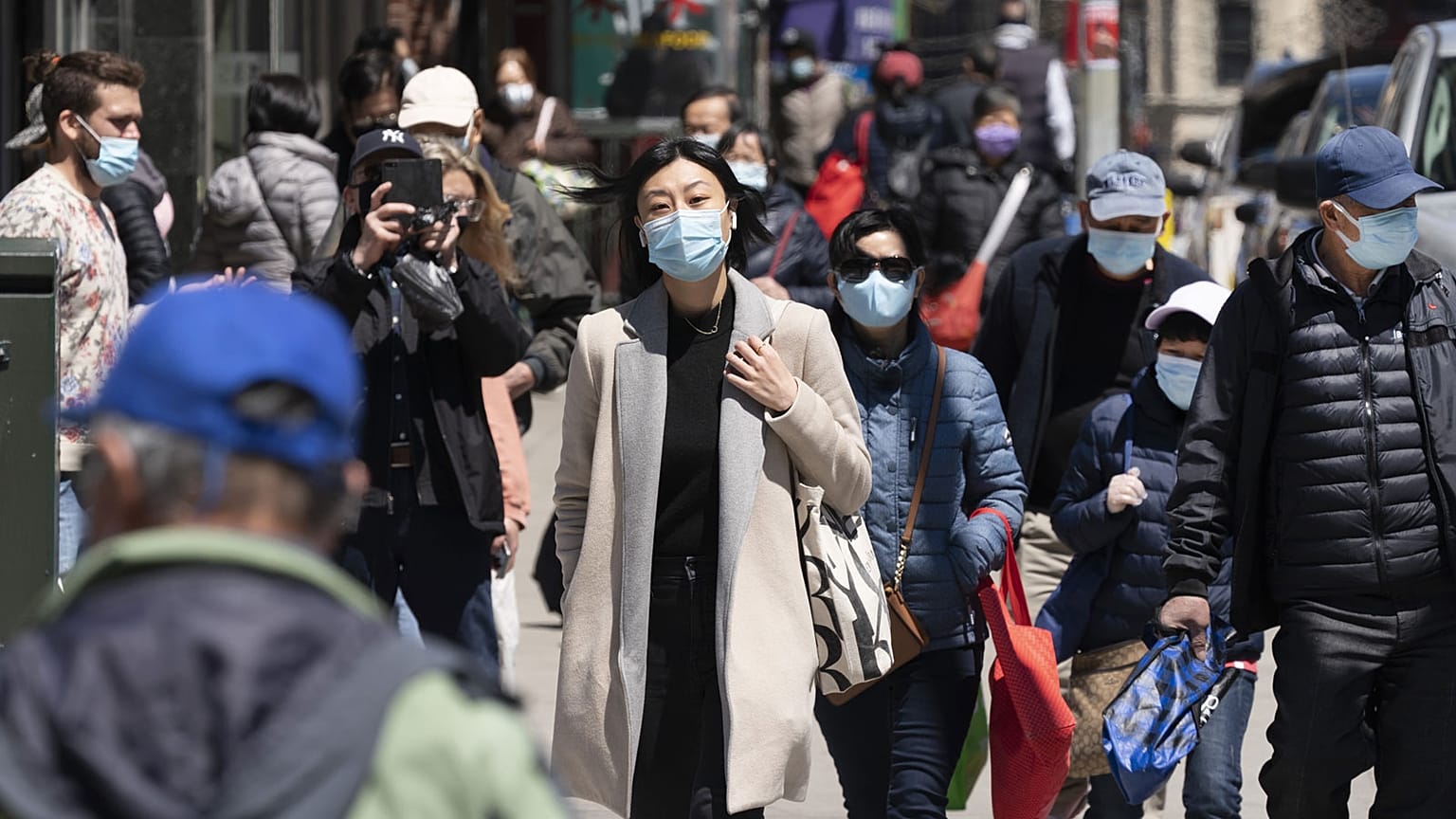 Scène de rue à New York, le 26 avril 2021
