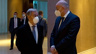 Ο Νίκος Δένδιας με τον Αντόνιο Γκουτέρες