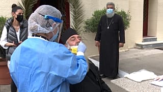 Rapid Test σε ιερέα στον Άγιο Αντώνιο Πατησίων