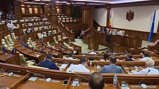 Moldova: la presidente scioglie il parlamento