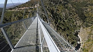 Portugáliában megnyílik a világ leghosszabb függőhídja