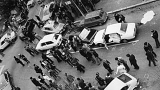 16 marzo 1978, la polizia interviene in via Fani dopo il sequestro di Aldo Moro