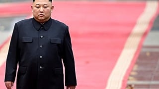 La foule en liesse à la vue de Kim Jong-Un 