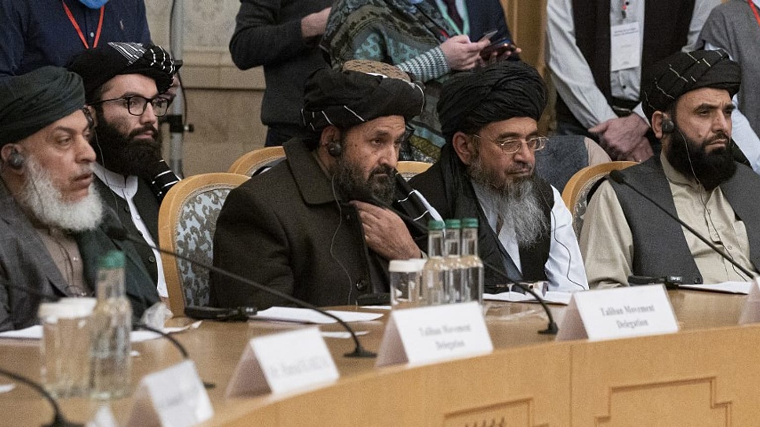 Moskovo'da Afganistan konferansına katılan Taliban heyeti