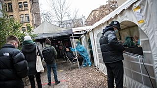 Tamponi al Kitkatclub di Berlino