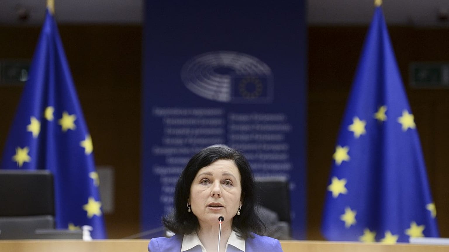 Avrupa Komisyonu üyesi Verá Jourová