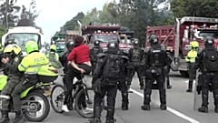Grupos de tarnsportistas han bloquedo lagunas carreteras