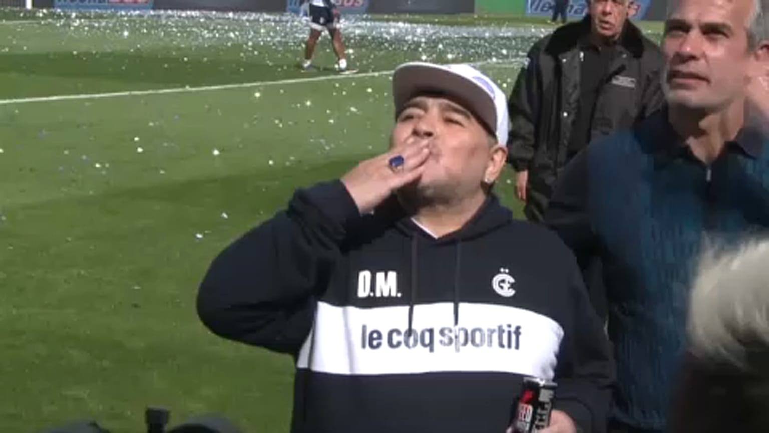 Maradona sufrió una larga agonía, según el informe