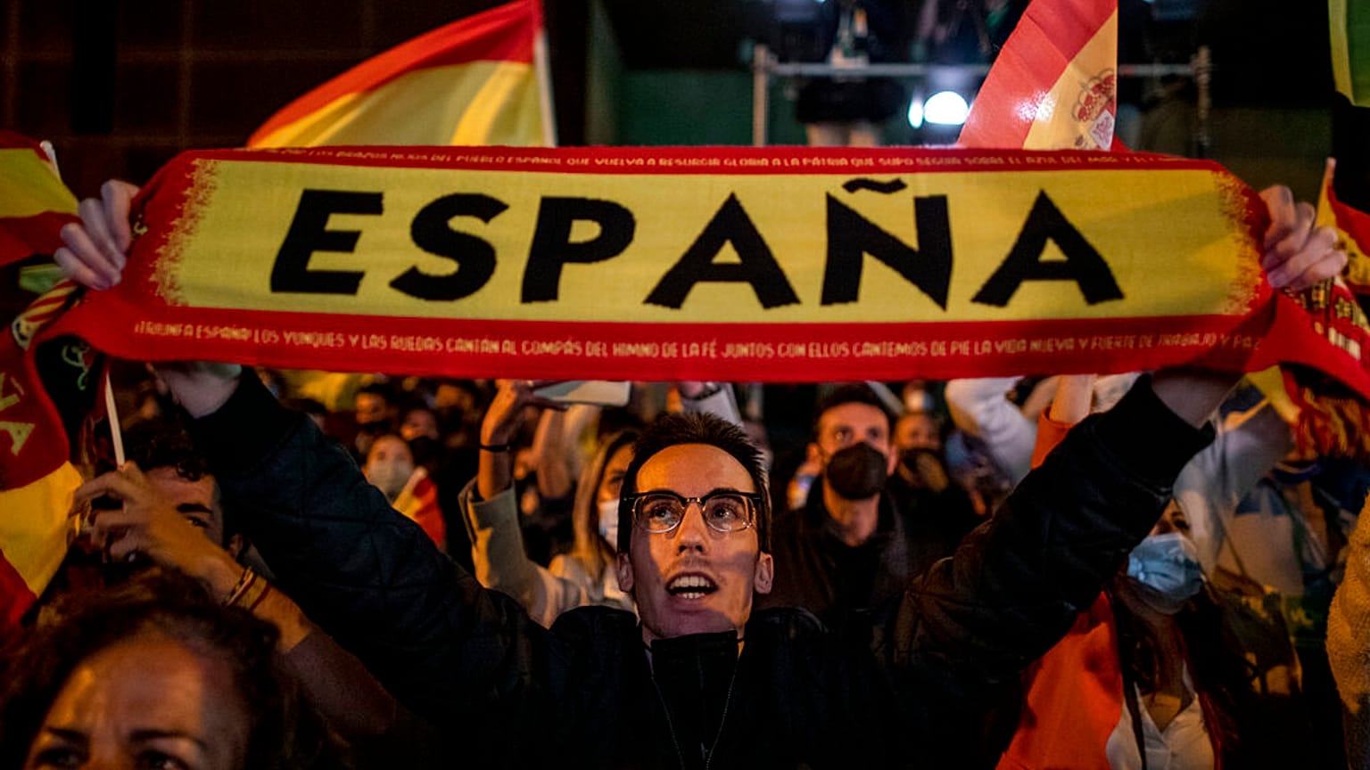 A Vox egyik támogatója Madridban