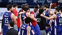 Anadolu Efes Final Four'a yükseldi
