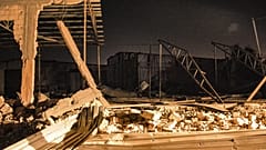 من الأضرار التي خلفها القصف 