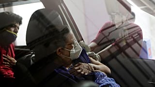 Ινδία: Διεθνής βοήθεια για να αντιμετωπίστει η πανδημία