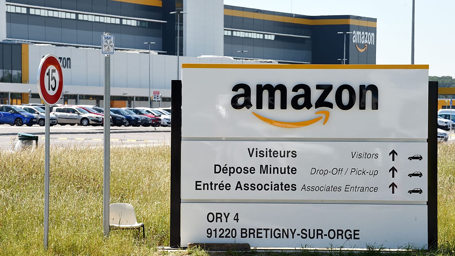 Archives : Locaux d'Amazon en France, à Brétigny-sur-Orge, le 19 mai 2020