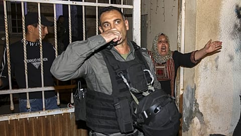 Palestinian woman shouting