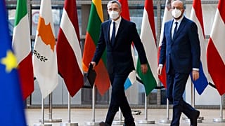Az EU-NATO együttműködésről is egyeztetnek - Charles Michel és Jens Stoltenberg 2021 februárjában (illusztráció)