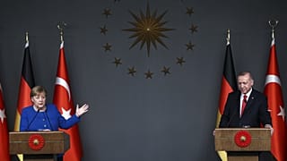 Almanya Başbakanı Angela Merkel ve Cumhurbaşkanı Recep Tayyip Erdoğan