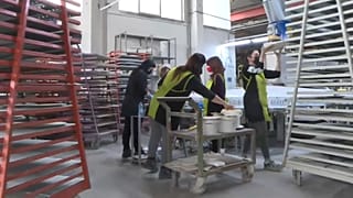 Once empleados compran una fábrica que iba a deslocalizarse fuera de Italia y salvan sus empleos