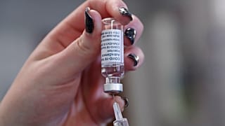 جرعة من لقاح أسترازينيكا المضاد لـ"كوفيد-19"