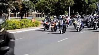Bolsonaro circuló por Brasilia durante una hora con cientos de motoristas
