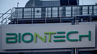 Milliárdos nyereséggel indította az évet a BioNTech