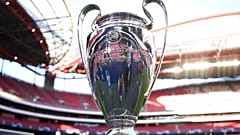 UEFA Şampiyonlar Ligi kupası, Portekiz Lizbon Luz Stadyumu.