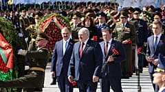 Александр Лукашенко с сыновьями. Минск, 9 мая 2021