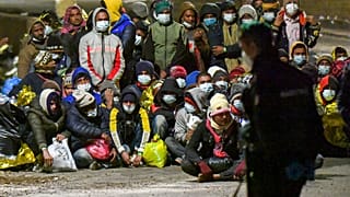 Lampedusa adasındaki göçmenler