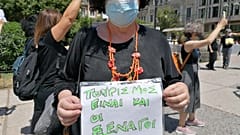 Διπλωματούχοι ξεναγοί - διαδήλωση