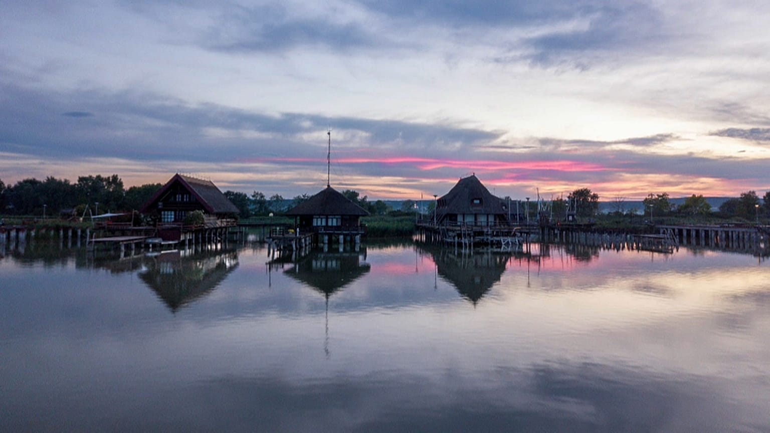 Pfahlhäuser am Fertő -See