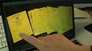 Impfpässe können illegal über das Darknet oder Messengerdienste bestellt werden