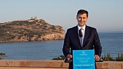 Ο ΥΠΟΥΡΓΟΣ ΤΟΥΡΙΣΜΟΥ ΧΑΡΗΣ ΘΕΟΧΑΡΗΣ
