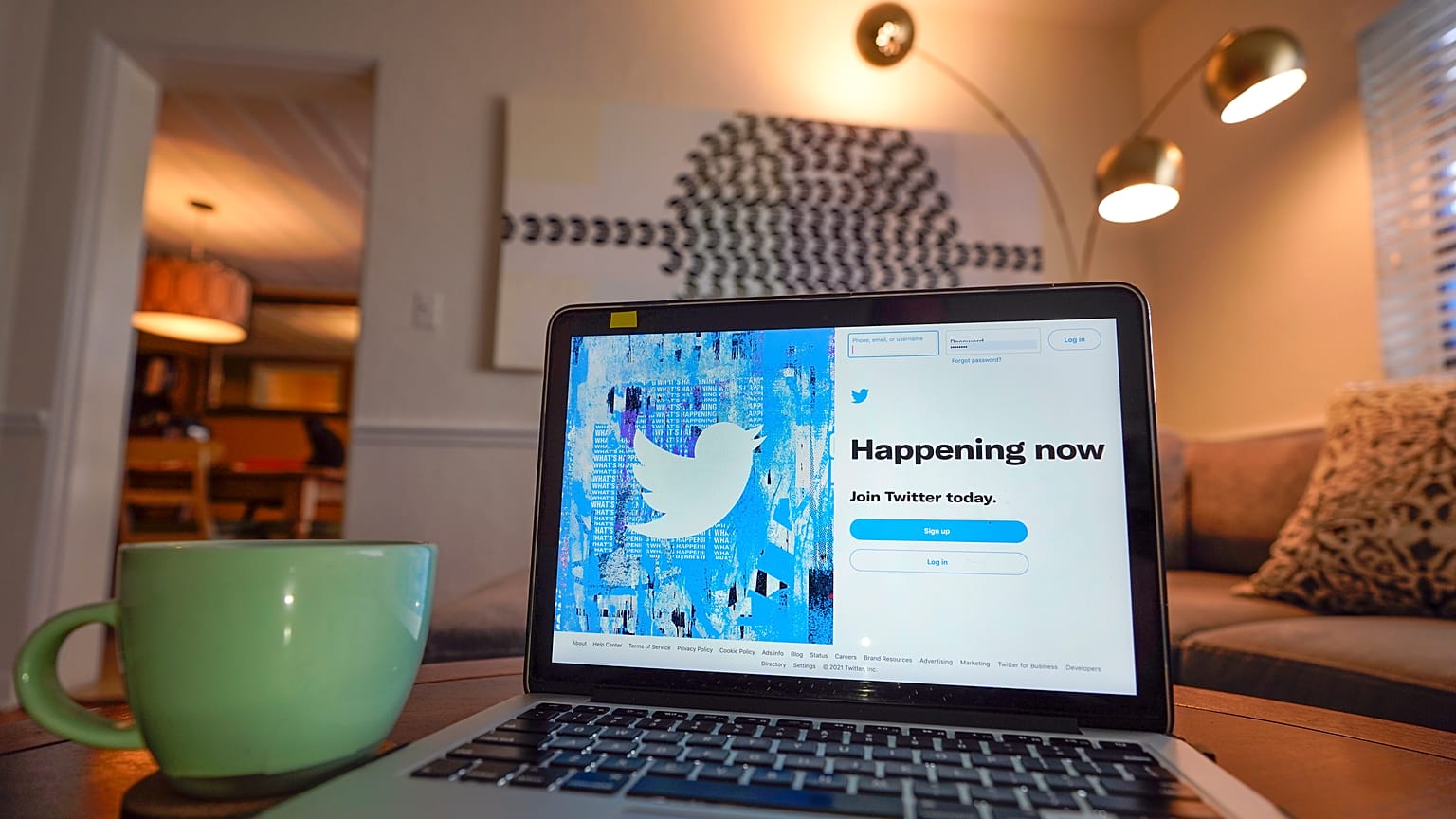 Yeni özellikleri olan ücretli Twitter Blue'ya ait ilk bilgiler sızdı