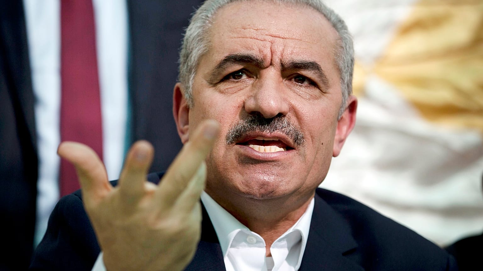 رئيس الوزراء الفلسطيني محمد اشتيه
