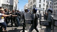 مع اقتراب الانتخابات التشريعية المبكرة المقررة في 12 يونيو يتزايد قمع المحتجين والمعارضين والصحافيين المستقلين في الجزائر