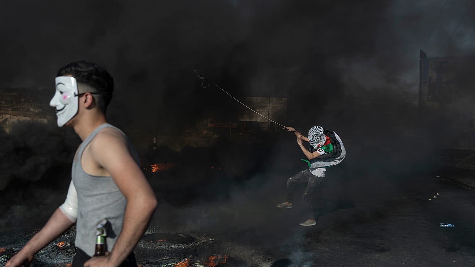 اشتباكات في متظاهرين فلسطينيين والشرطة الإسرائيلية في الضفة الغربية