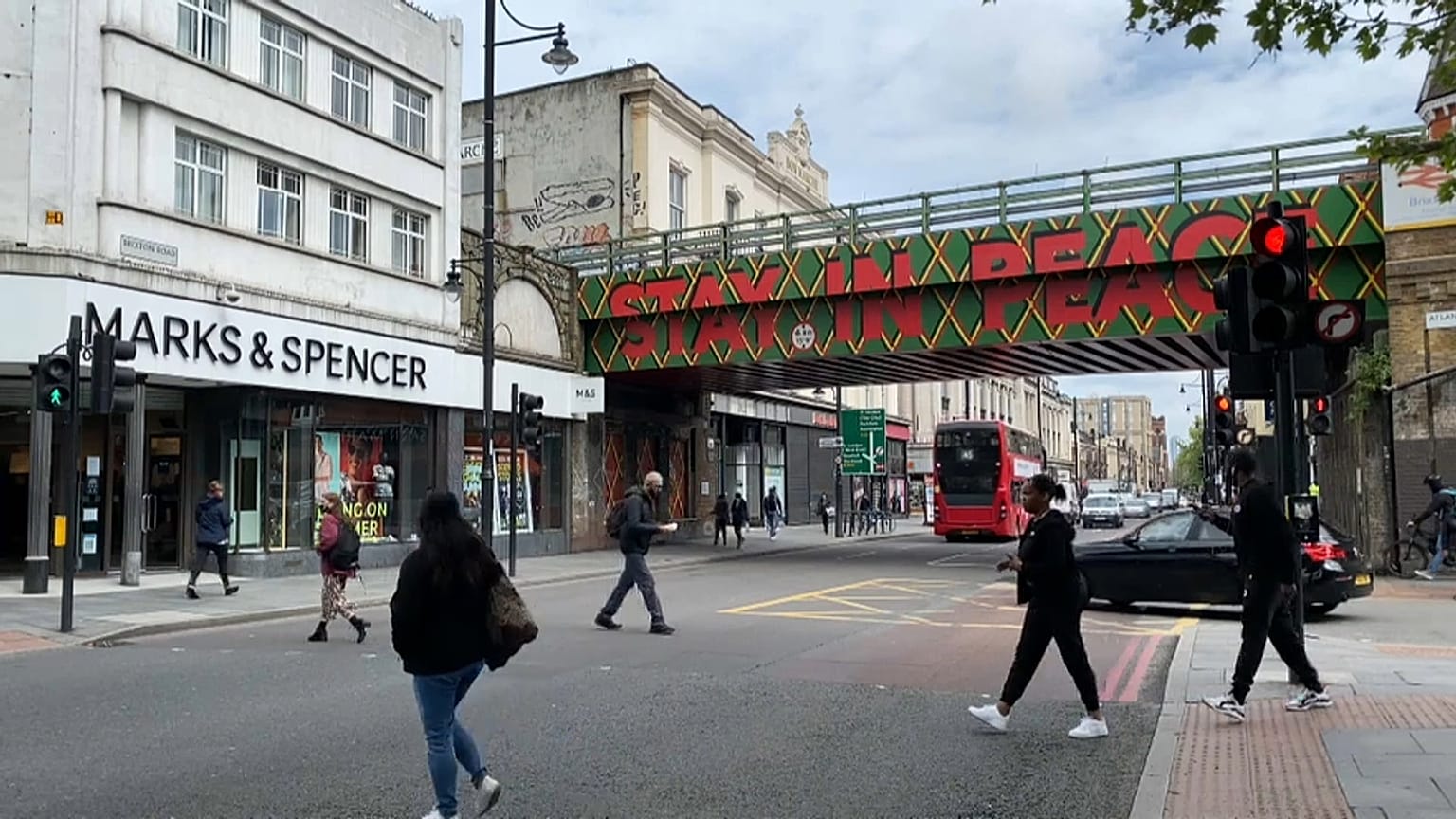 El Día de la Libra Negra: la iniciativa que nació en Londres para apoyar a los empresarios negros