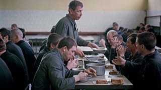 Обед в столовой трудового лагеря в Вязниках. 1993 год.