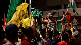شادی ساکنان نوار غزه پس از برقراری آتش‌بس