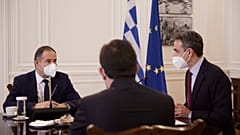 Ο Πρωθυπουργός Κυριάκος Μητσοτάκης συναντήθηκε το πρωί στο Μέγαρο Μαξίμου με τον Εκτελεστικό Διευθυντή της FRONTEX Fabrice Leggeri.