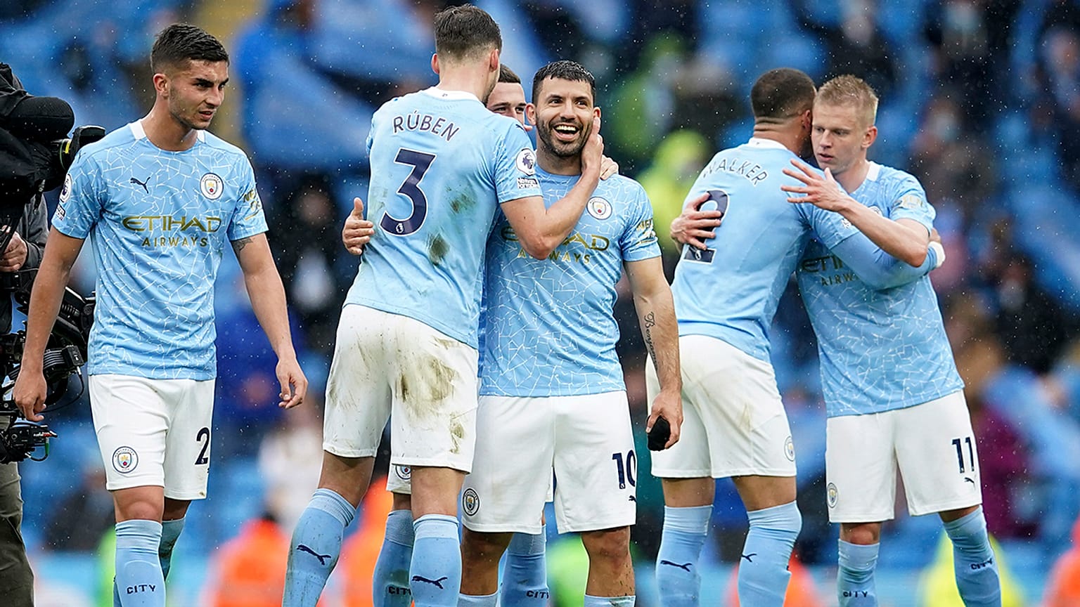 Manchester City, konuk ettiği Everton'ı 5-0 yendi