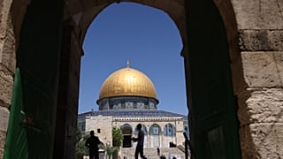 مجمع المسجد الأقصى في القدس، ثالث أقدس مواقع الإسلام.